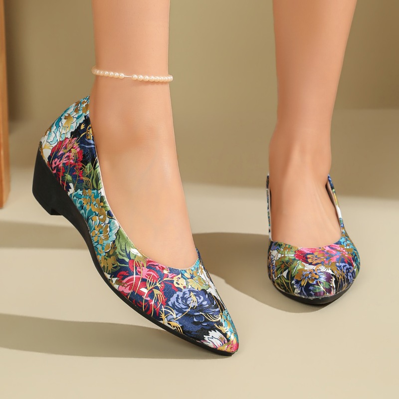 Women Shoes Xxl - Sepatu Wedge Wanita Berujung Runcing Motif