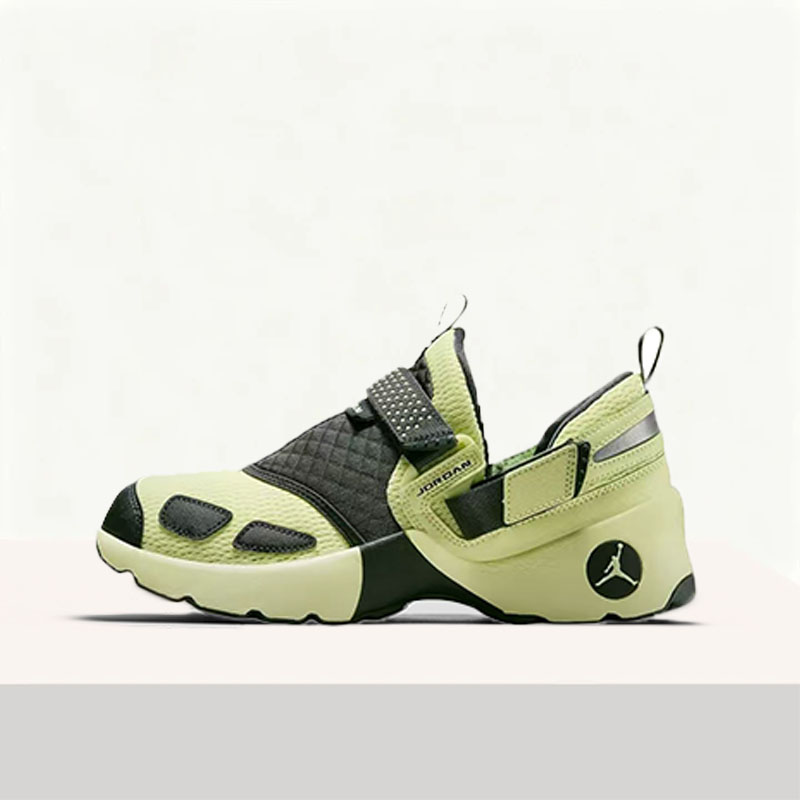 Nike Air Jordan Trunner LX Sep - Women'S Shoes Nike Jordan ulasan dan harga