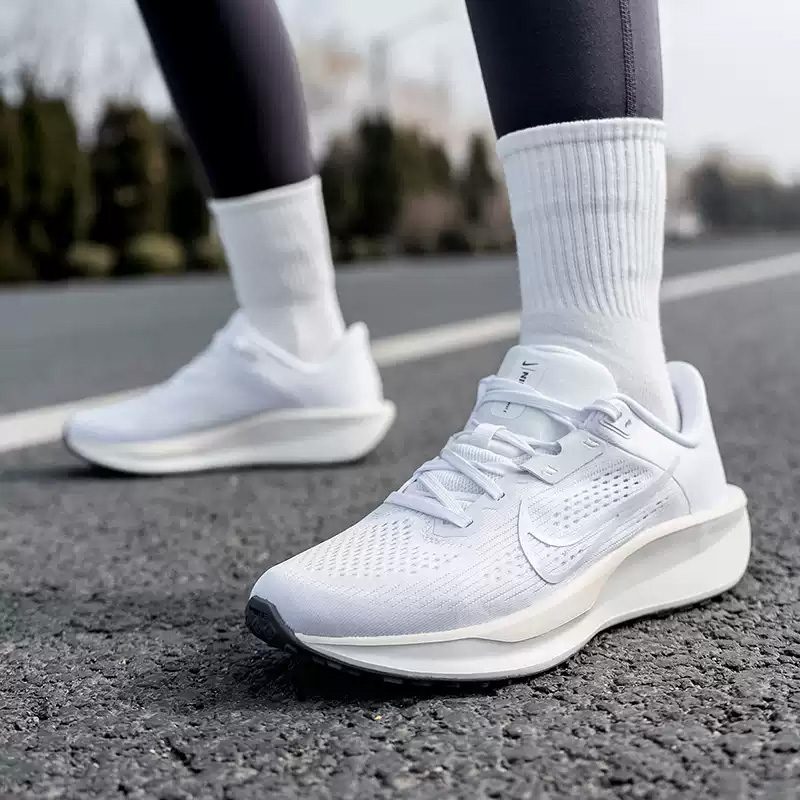 Sepatu Mesh NIKE QEST 6 Wanita - Women'S Shoes Nike Jordan ulasan dan harga