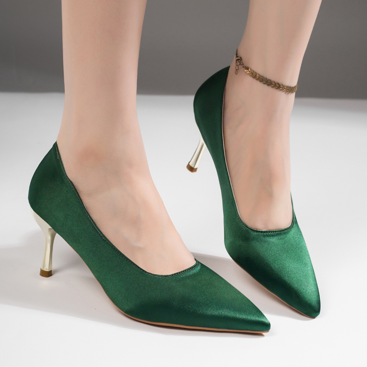 Sepatu Hak Tinggi Model Stilet - Court Heel Pointed ulasan dan harga