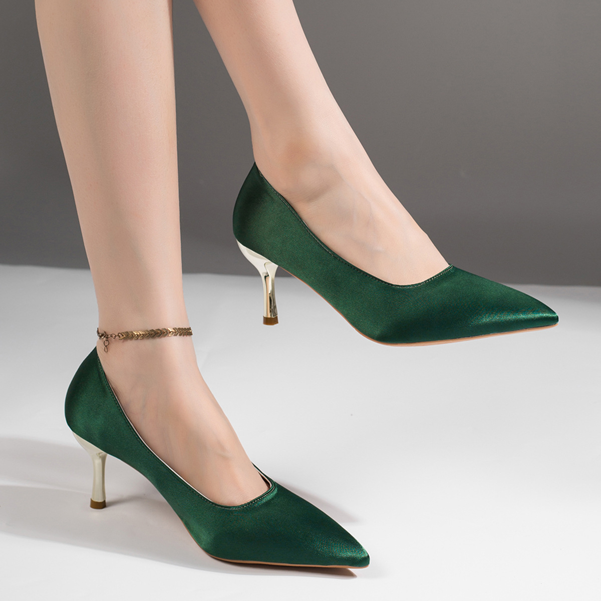 Sepatu Hak Tinggi Model Stilet - Court Heel Pointed ulasan dan harga